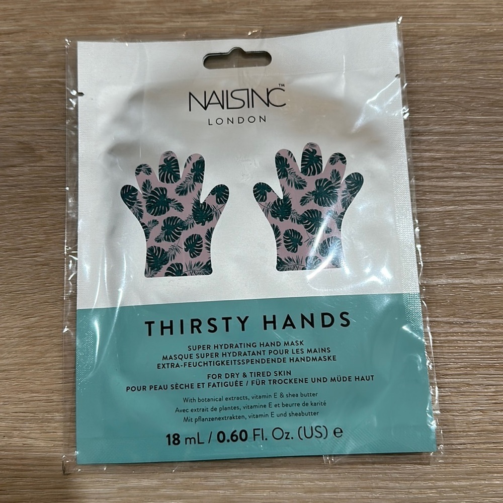 ❤ New Nailsinc Thirsty Hands hand mask​